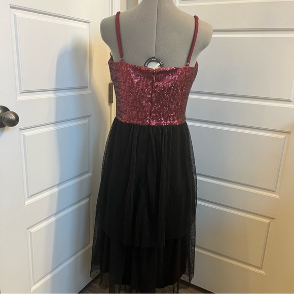 Dress the Population Kady Dress in Merlot NWT Size Medium - Picture 3 of 7